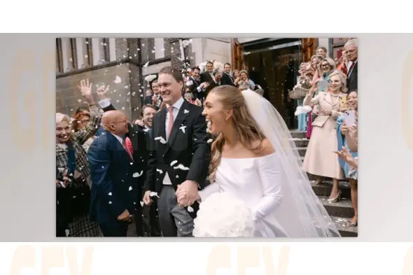 Rise by Creatives - Haze Preset